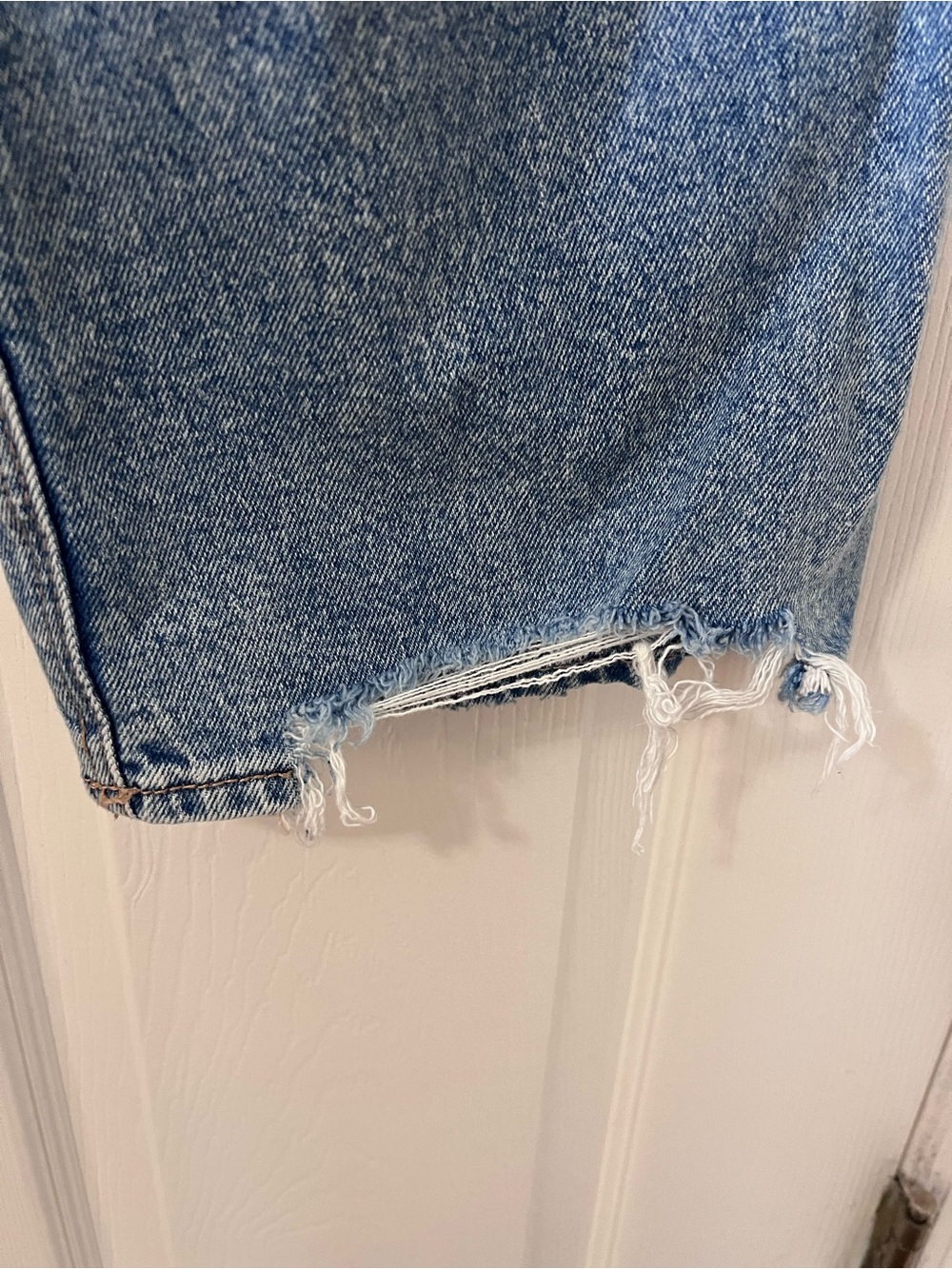 American Eagle Distressed Light Blue Super High-Rise Baggy Straight Leg Jeans - Picture 11 of 13